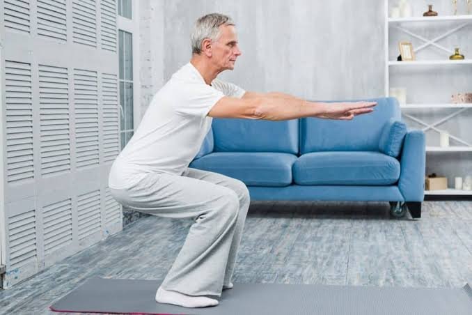 Simple Ways to Keep Your Knees Healthy as You Age