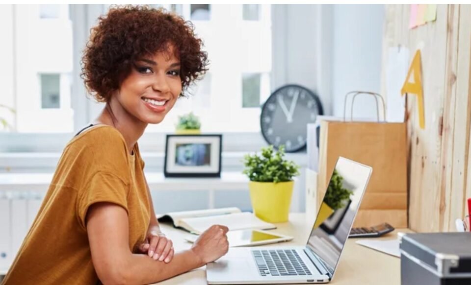 The Remote Writer's Lifestyle: How to Stay Productive and Streamline Your Work From Anywhere